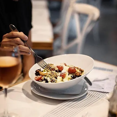 Livia Boutique 4* Равда