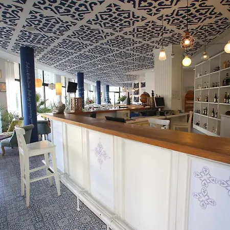 Livia Boutique رافدا