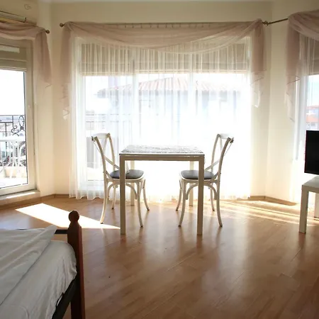 Livia Boutique 4* Ravda