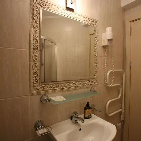 Livia Boutique شقة فندقية 4*