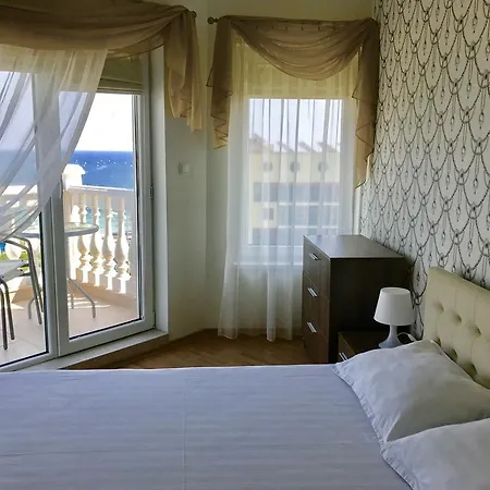 Livia Boutique Ξενοδοχείο με διαμερίσματα Ράβντα