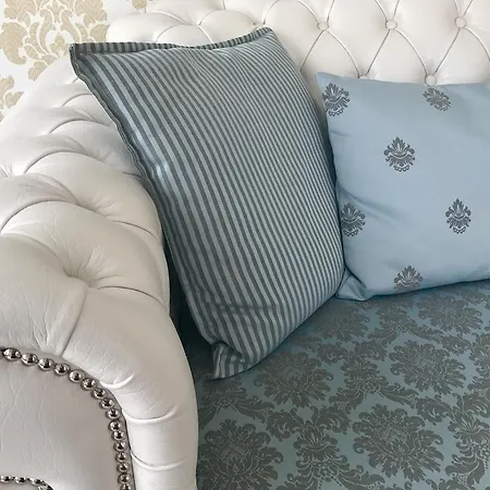 Livia Boutique Ξενοδοχείο με διαμερίσματα Ράβντα